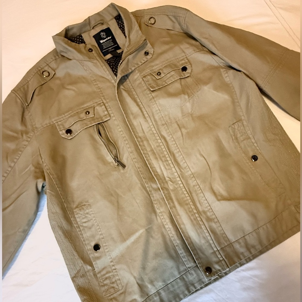 Men's Tan Jacket